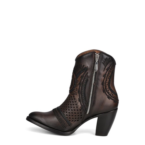 NIB Cuadra Genuine Leather Booties - Picture 2 of 6